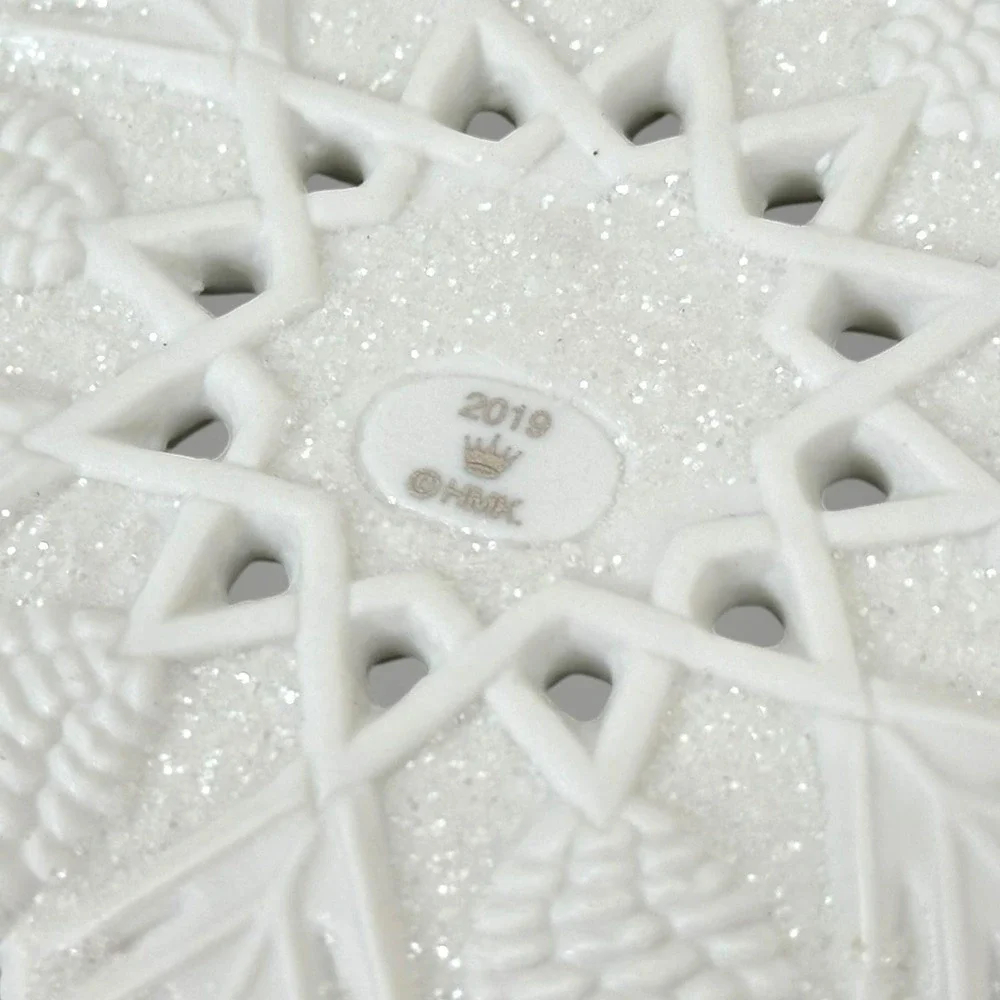 Hallmark Keepsake 2019 Snowflake Ornament White Glitter Jewel‎ Christmas Decor